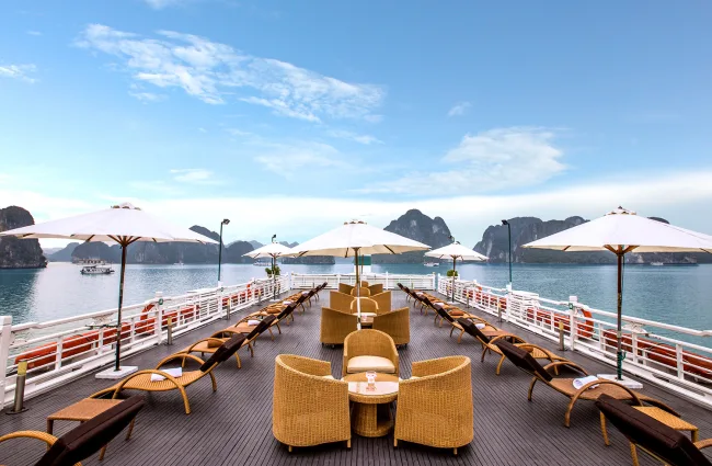 Bhaya-AuCo-Cruise-Vietnam-Areas-Sundeck