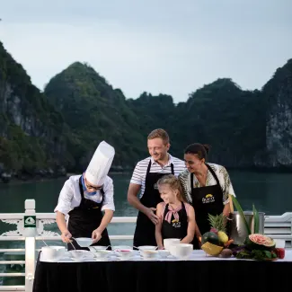 Bhaya-AuCo-Cruise-Vietnam-Highlights-Cooking-Classes