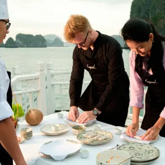 Bhaya-LegendII-Cruise-Vietnam-Cuisine-Highlights(1)