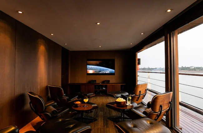 Aqua-Mekong-Private-Screening-Room-05-650x425