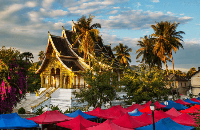 D10-Luang-Prabang-650x425 (1)