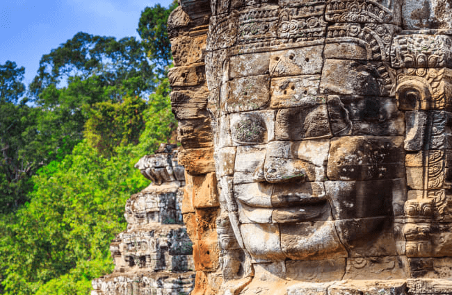 D7-Angkor-650x425 (1)