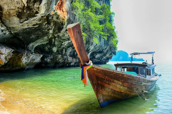 D9-Yao-Noi-Longtail