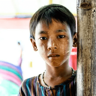 Sanctuary-Ananda-Irrawaddy-boy-325x325