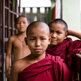 Sanctuary-Ananda-Irrawaddy-novices-325x325
